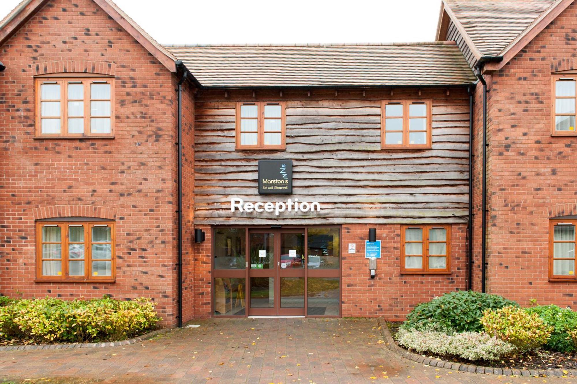 Meadow Farm Redditch By Marstons Inns Ngoại thất bức ảnh